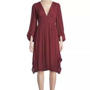 Halston Heritage Elegant Red Plunge Neckline Dress in Size 4